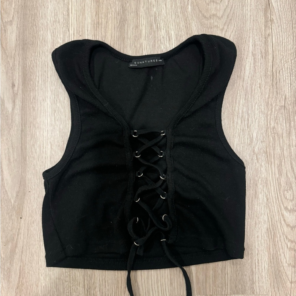 Chic Black Lace-Up Crop Top